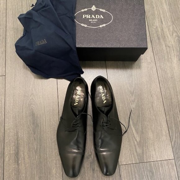 Chaussures Oxford Homme SANTONI En Cuir Noir - Semelle Cuir - Fabriqué En Italie